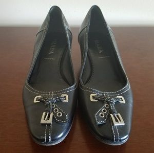 Prada heels size 34